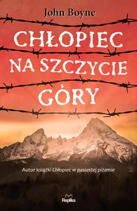 Chłopiec na szczycie góry Chłopiec na szczycie góry