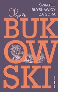 Światło błyskawicy za górą