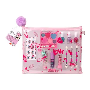Kosmetyczka Make-up z zawartością CREATE IT! Kosmetyczka Make-up z zawartością CREATE IT!
