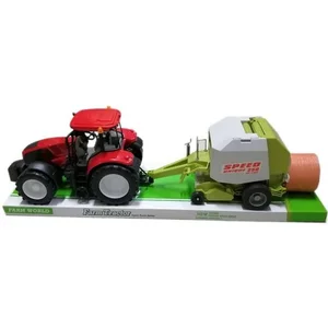 Traktor z maszyną rolniczą Traktor z maszyną rolniczą