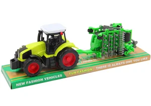 Traktor z przyczepą Traktor z przyczepą