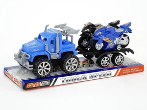 Auto z lawetą i motocyklem Auto z lawetą i motocyklem