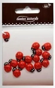 Biedronki drewniane czerwone 10x13mm 15szt Biedronki drewniane czerwone 10x13mm 15szt