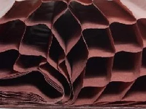 Bibuła przestrzenna brązowa 23x33cm Bibuła przestrzenna brązowa 23x33cm