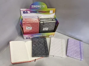Notes B6 metaliczny z gumką MIX Notes B6 metaliczny z gumką MIX