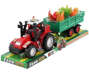 Traktor z przyczepą i kurami Traktor z przyczepą i kurami