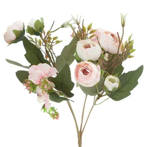 Bukiet kamelii pudrowy róż 29cm Bukiet kamelii pudrowy róż 29cm