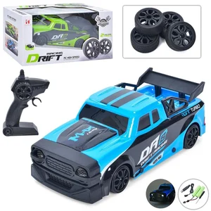 Samochód R/C sportowy wyścigowy MIX Samochód R/C sportowy wyścigowy MIX