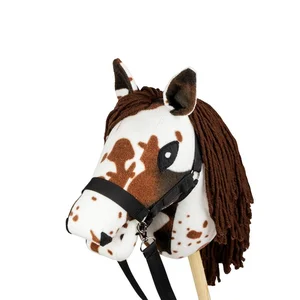 Hobby Horse Skippi. Koń na kiju gniado-srokaty Hobby Horse Skippi. Koń na kiju gniado-srokaty