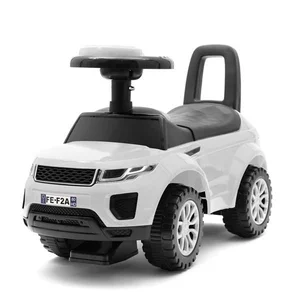 Jeździdełko SUV białe