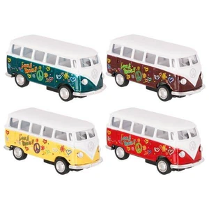 Autko Volkswagen Ogórek 1:64 GOKI 1szt.mix