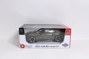 Bburago Model 1:18 2022 Audi RE E-Tron GT zielony